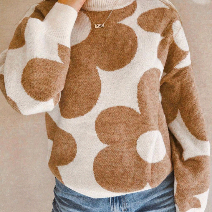 Mocha Daisy Pullover