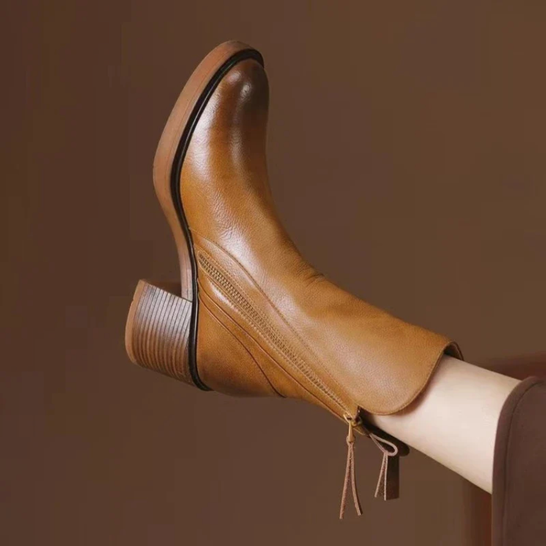 Monterey Aria Boots - 10