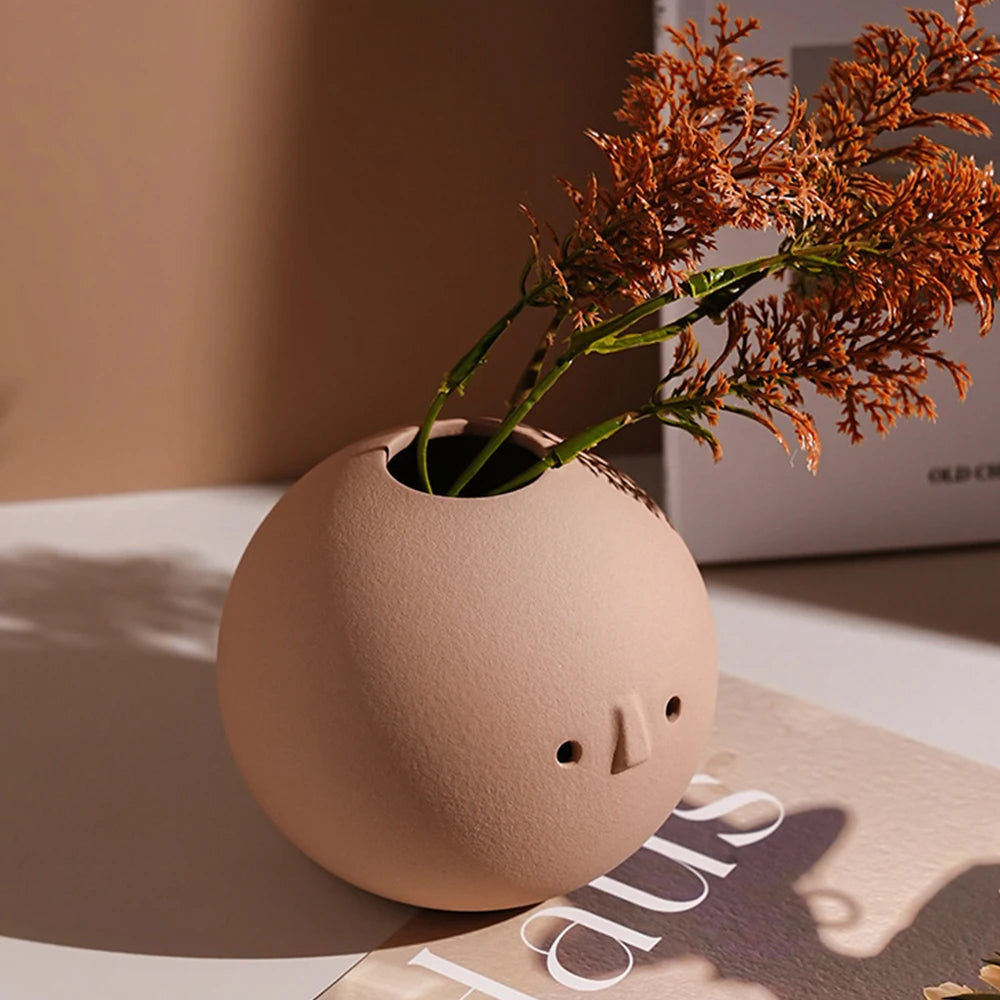 The Clark Sculpt Vases