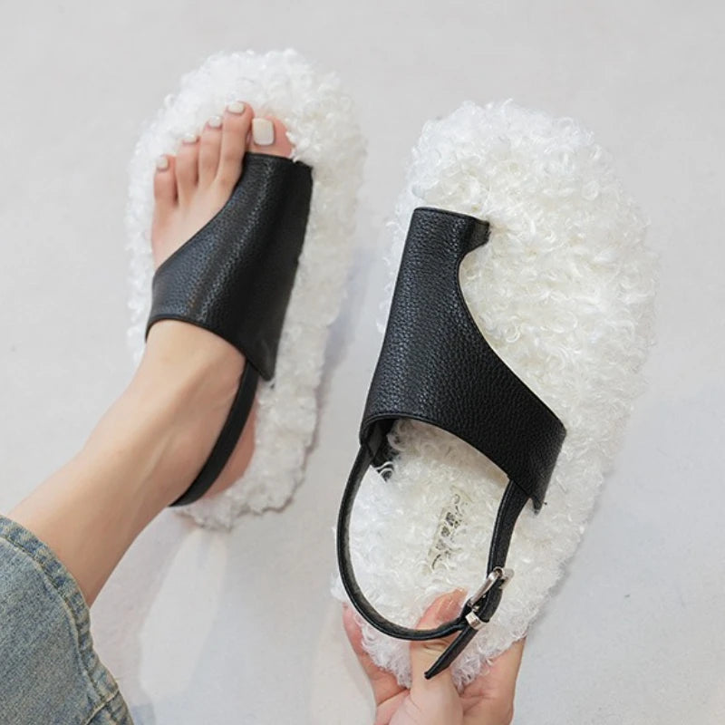 Calvén Fluff Slippers