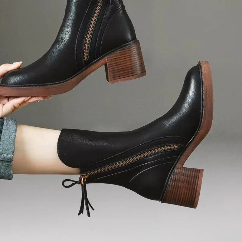 Monterey Aria Boots - 8