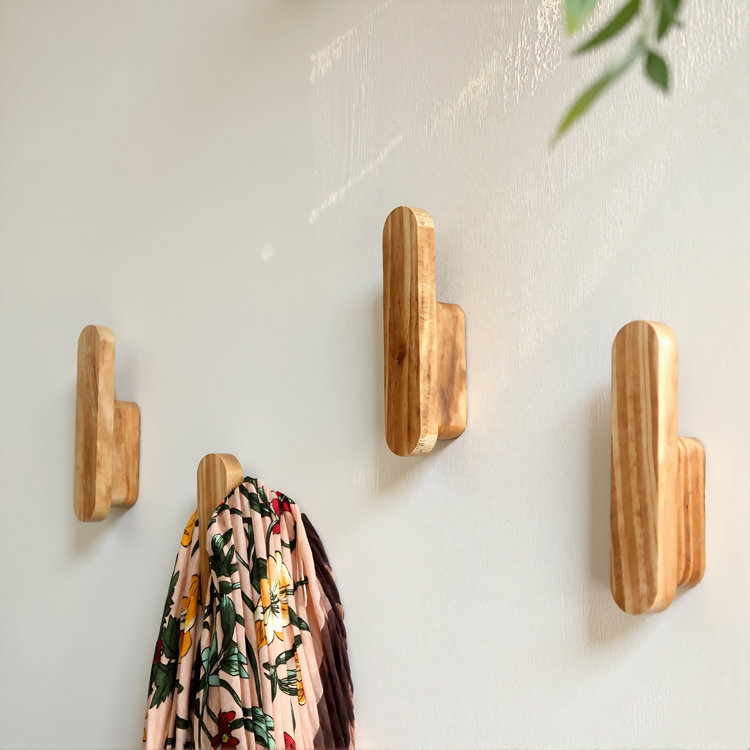 Minimalist Vintage Wooden Hangers