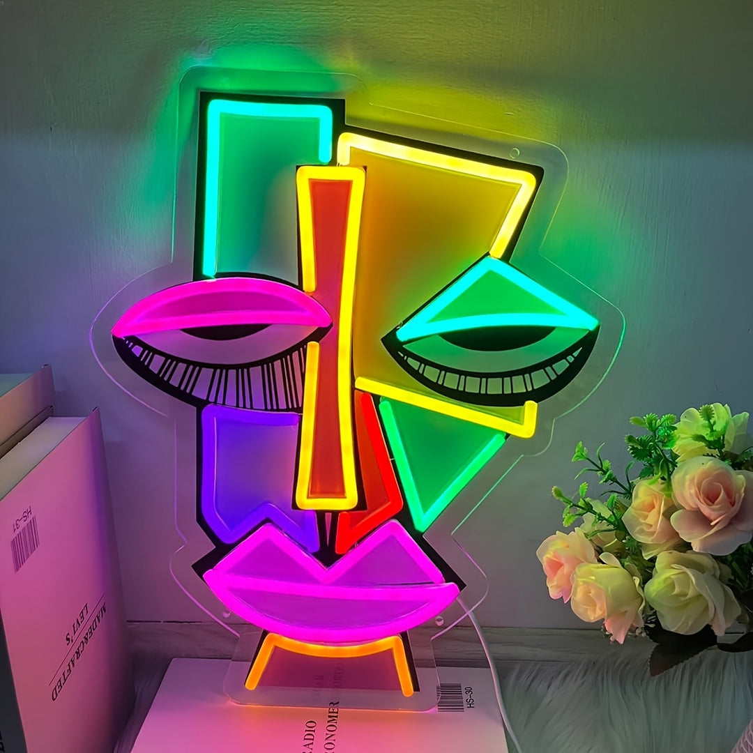 Lumari Totem Geometric Light